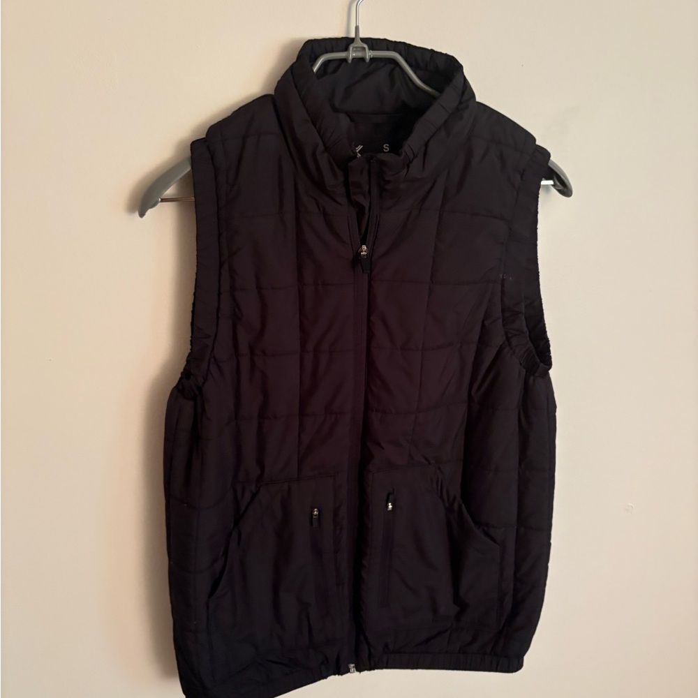 Xersion Black Athletic Vest Long Length Zip Pockets Womens Small fall sporty